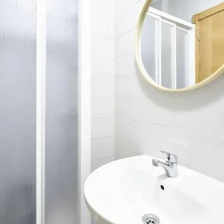 Torre De La Clerecía Centro Apartamento *