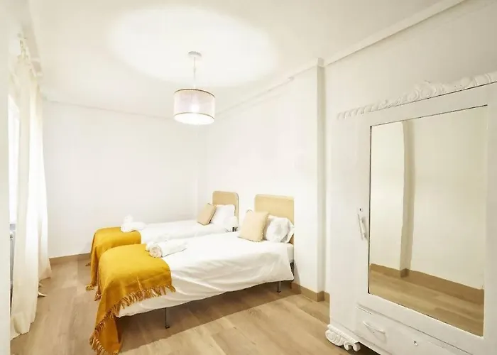 Torre De La Clerecia Centro